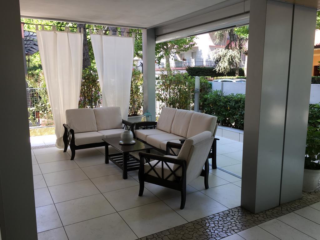 Hotel Nuova Riccione Zewnętrze zdjęcie