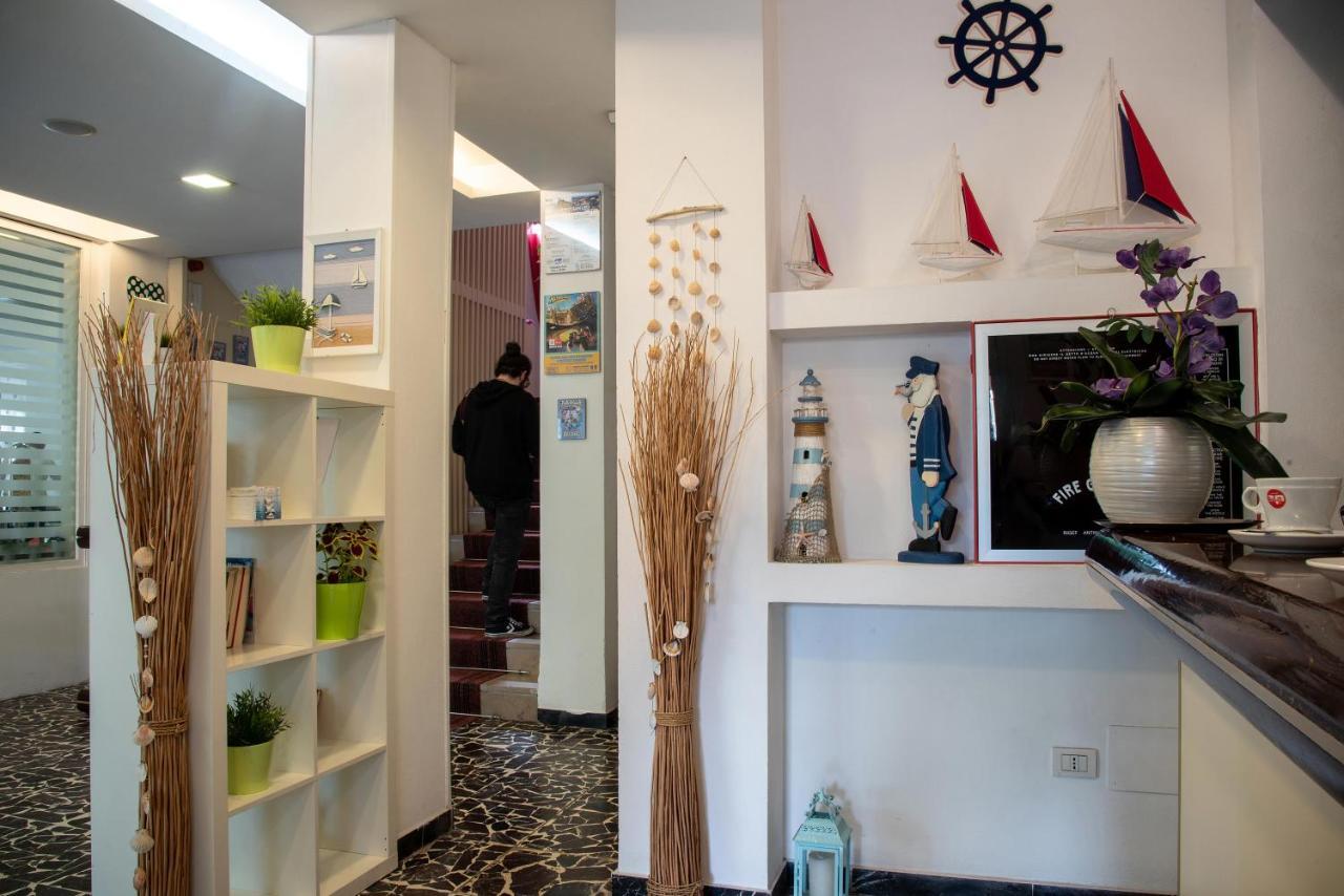 Hotel Nuova Riccione Zewnętrze zdjęcie
