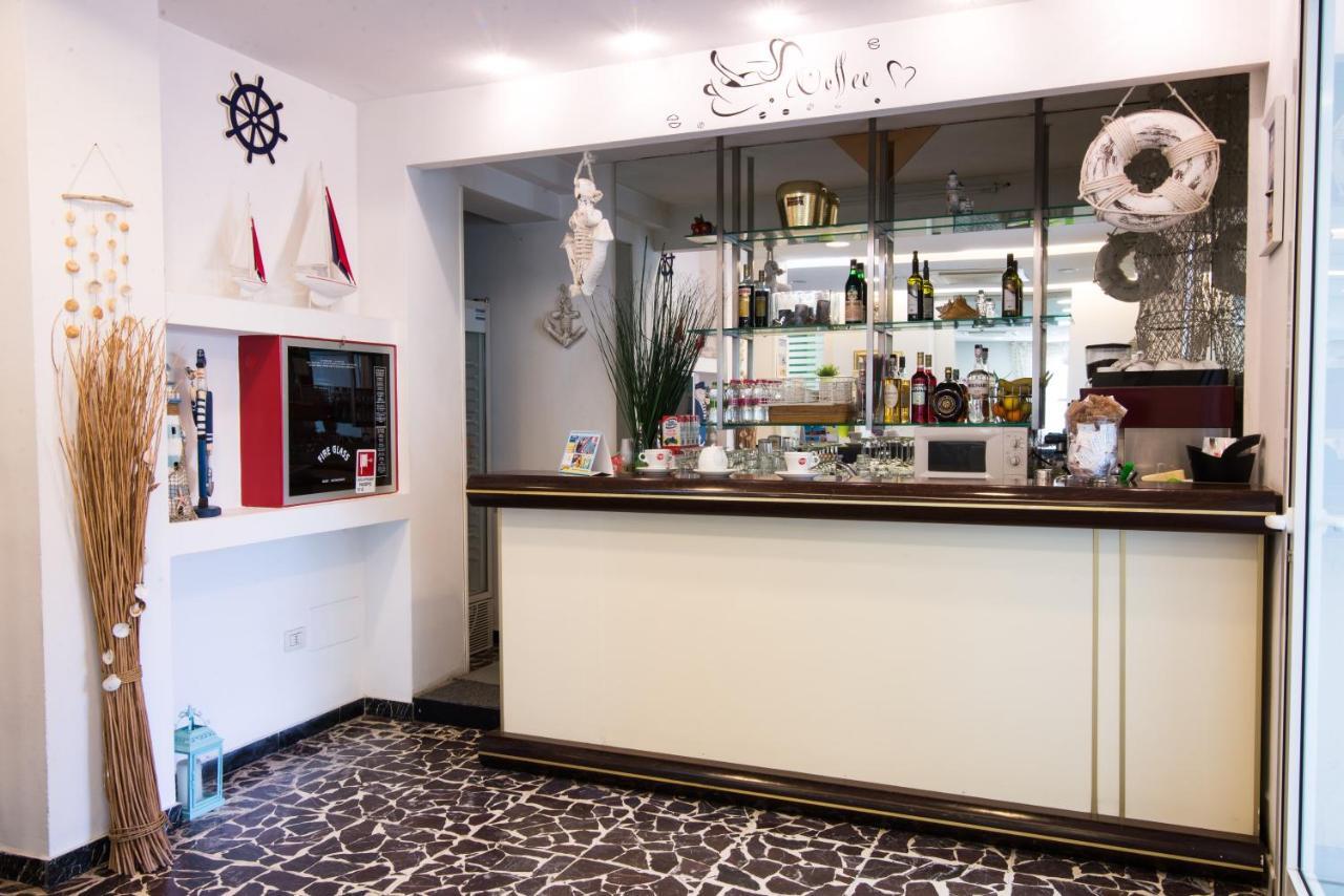 Hotel Nuova Riccione Zewnętrze zdjęcie