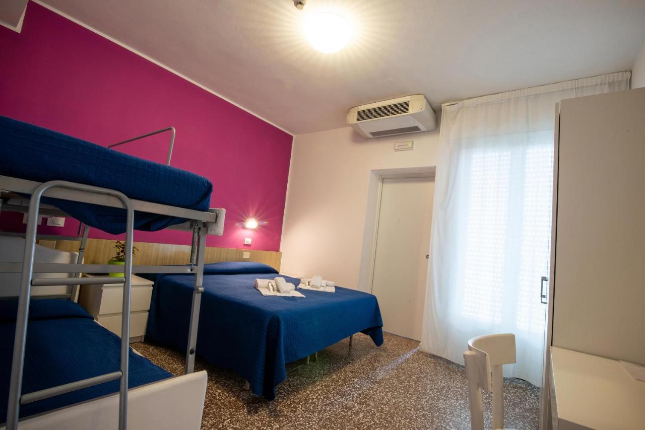 Hotel Nuova Riccione Zewnętrze zdjęcie